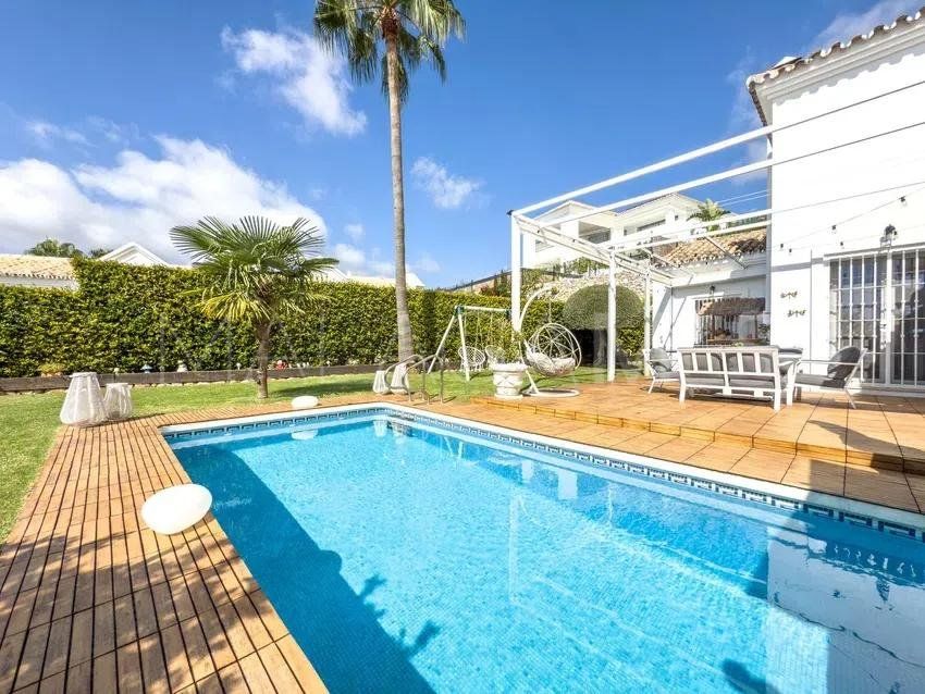 Villa for sale in Sierra Blanca Country Club