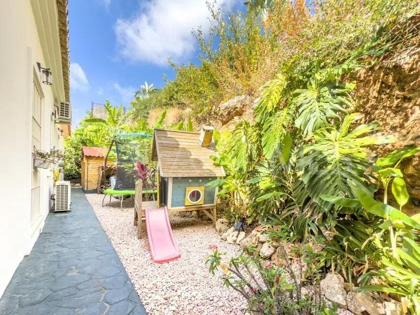 Villa for sale in Sierra Blanca Country Club