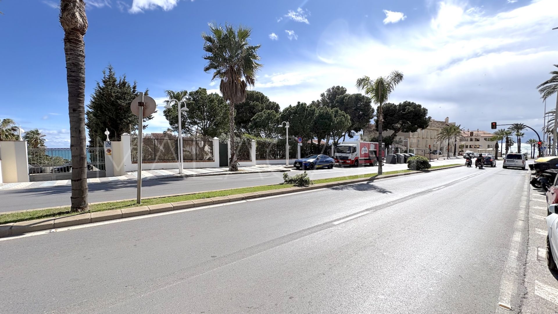 Kommersiella lokaler for sale in Puerto Marina