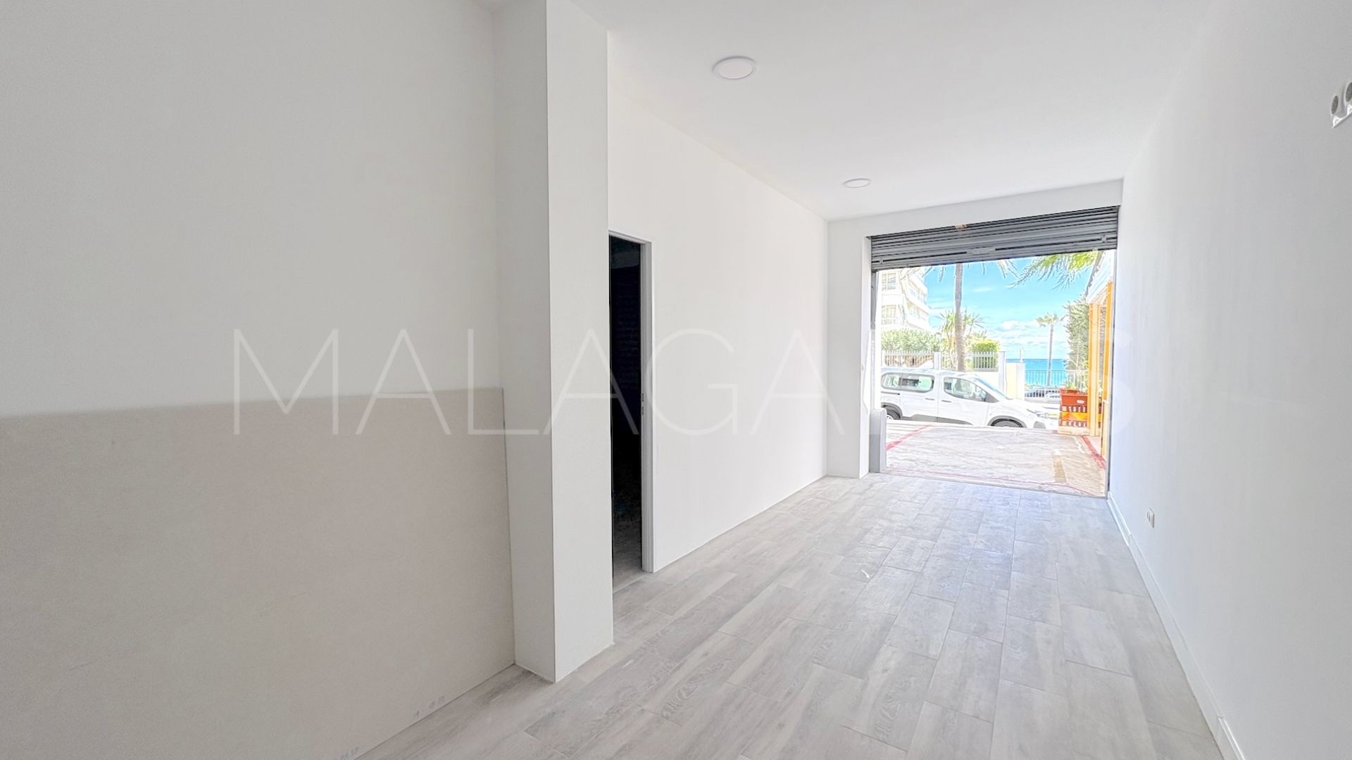 Kommersiella lokaler for sale in Puerto Marina