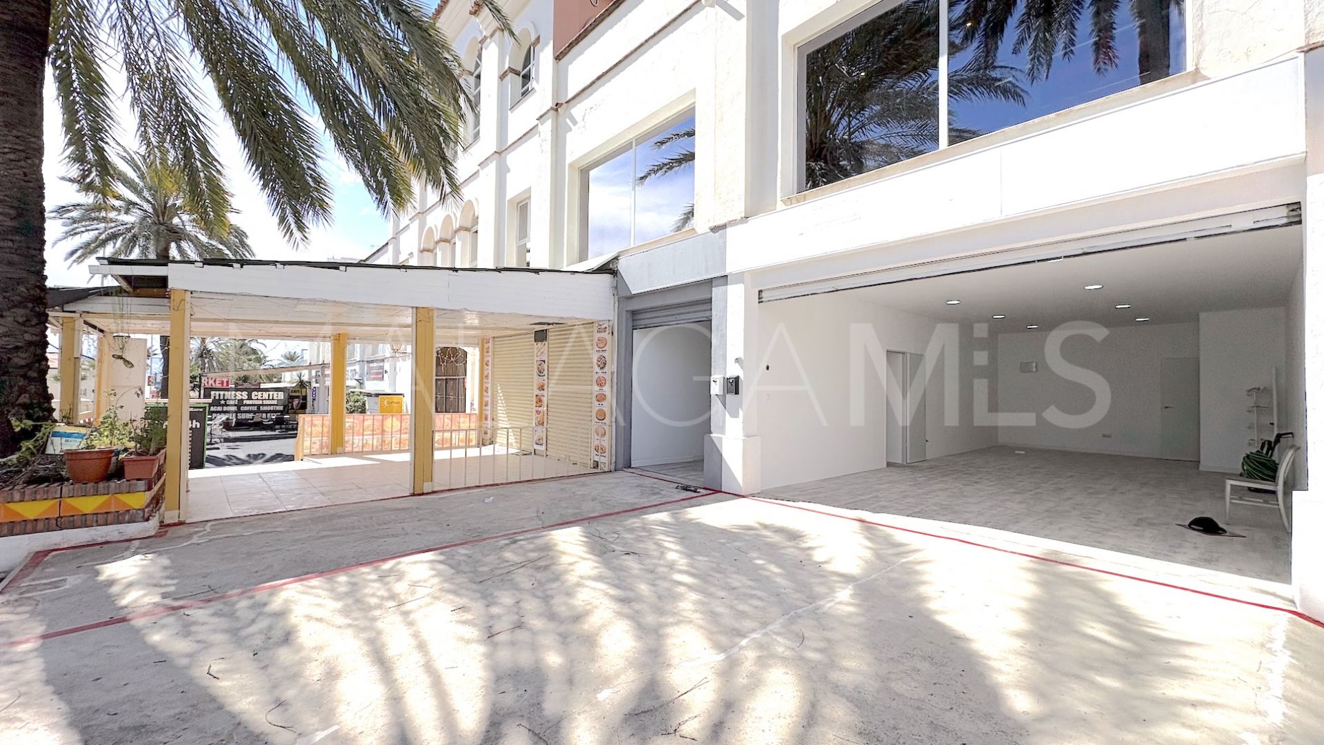 Geschäftsraum for sale in Puerto Marina