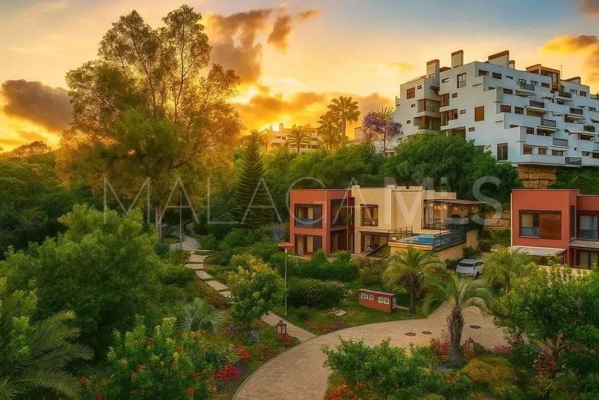 Hus i byn for sale in Parque Botanico