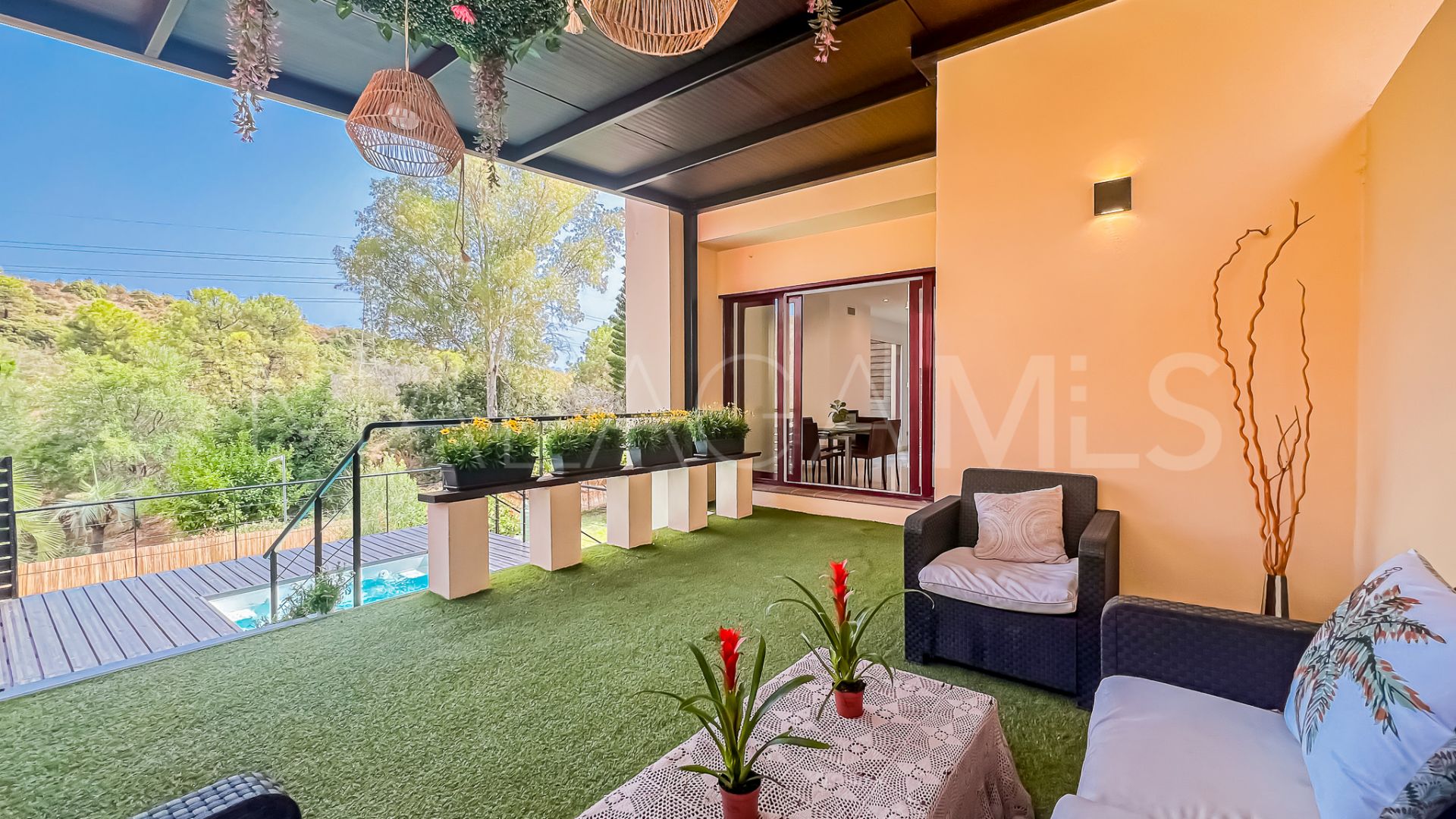 Hus i byn for sale in Parque Botanico