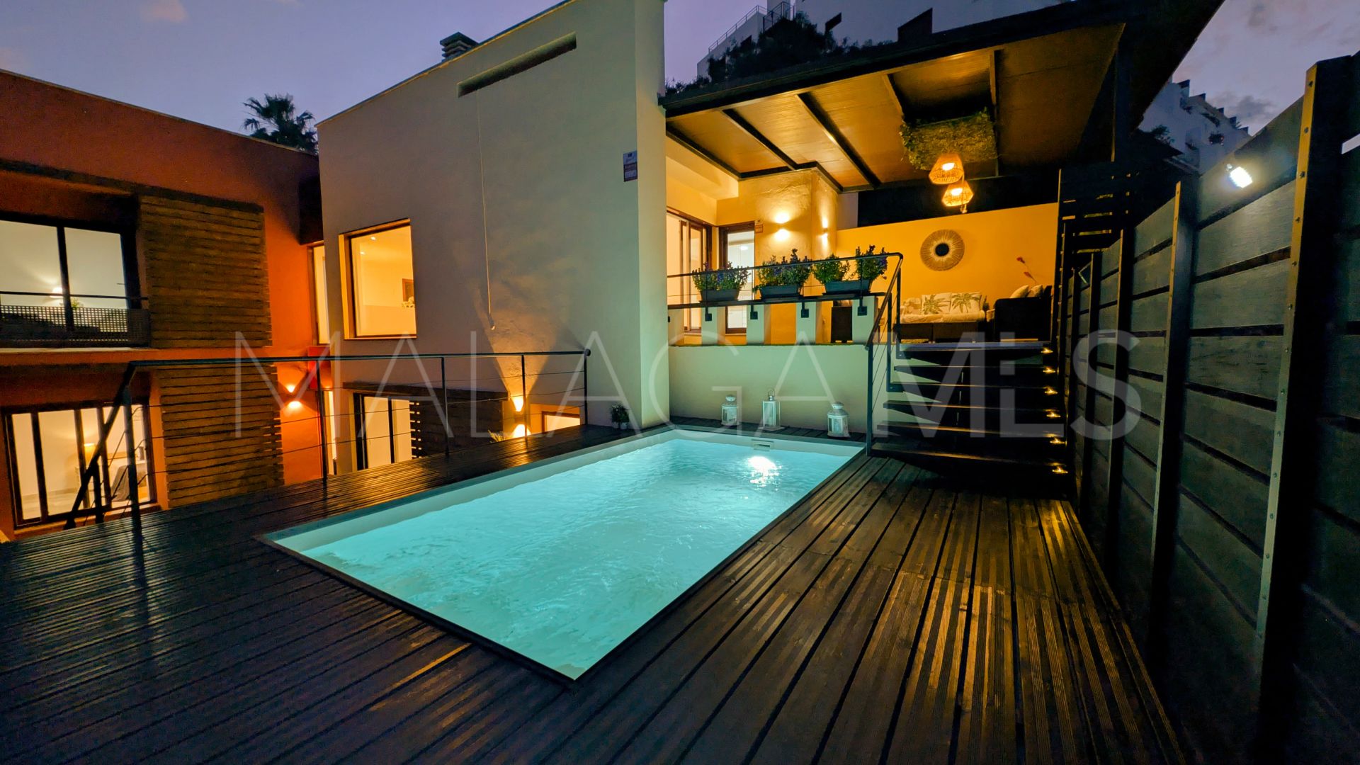 Hus i byn for sale in Parque Botanico