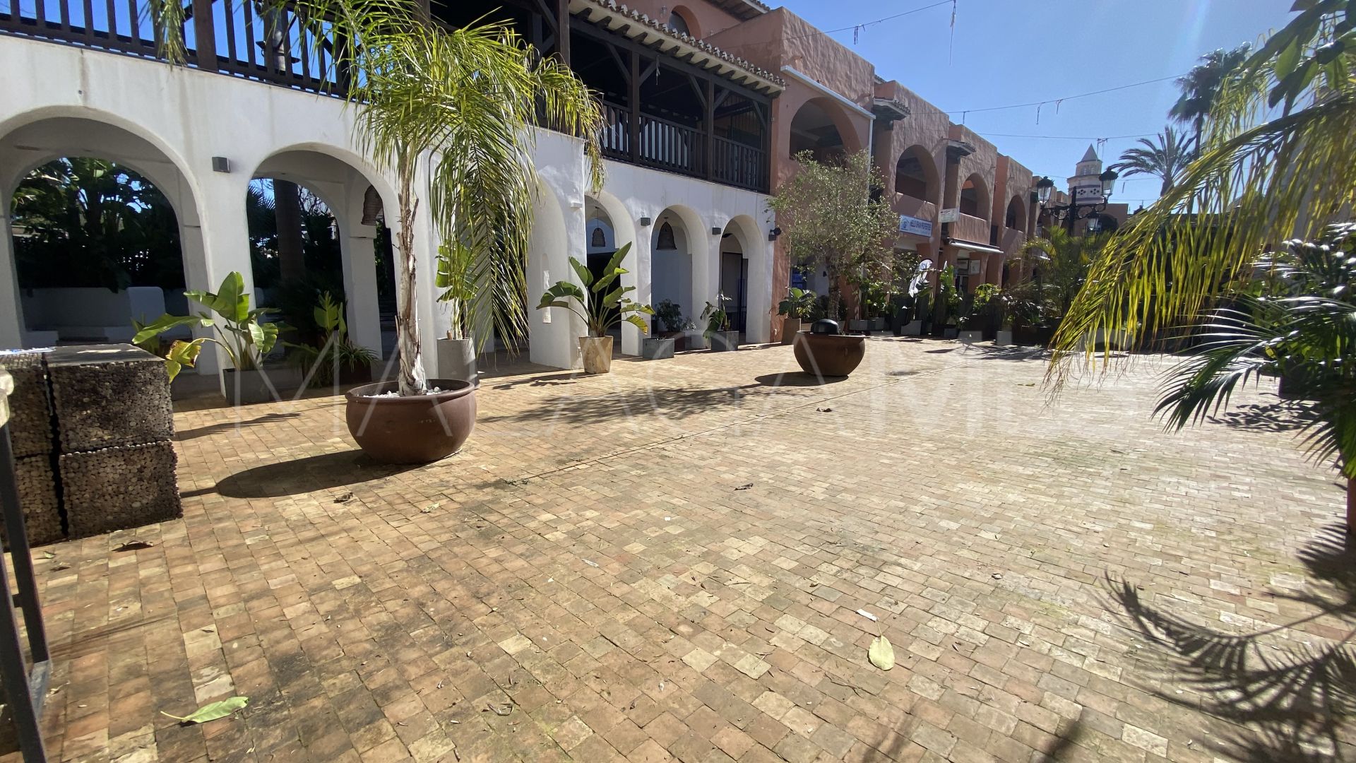 Kommersiella lokaler for sale in Calahonda