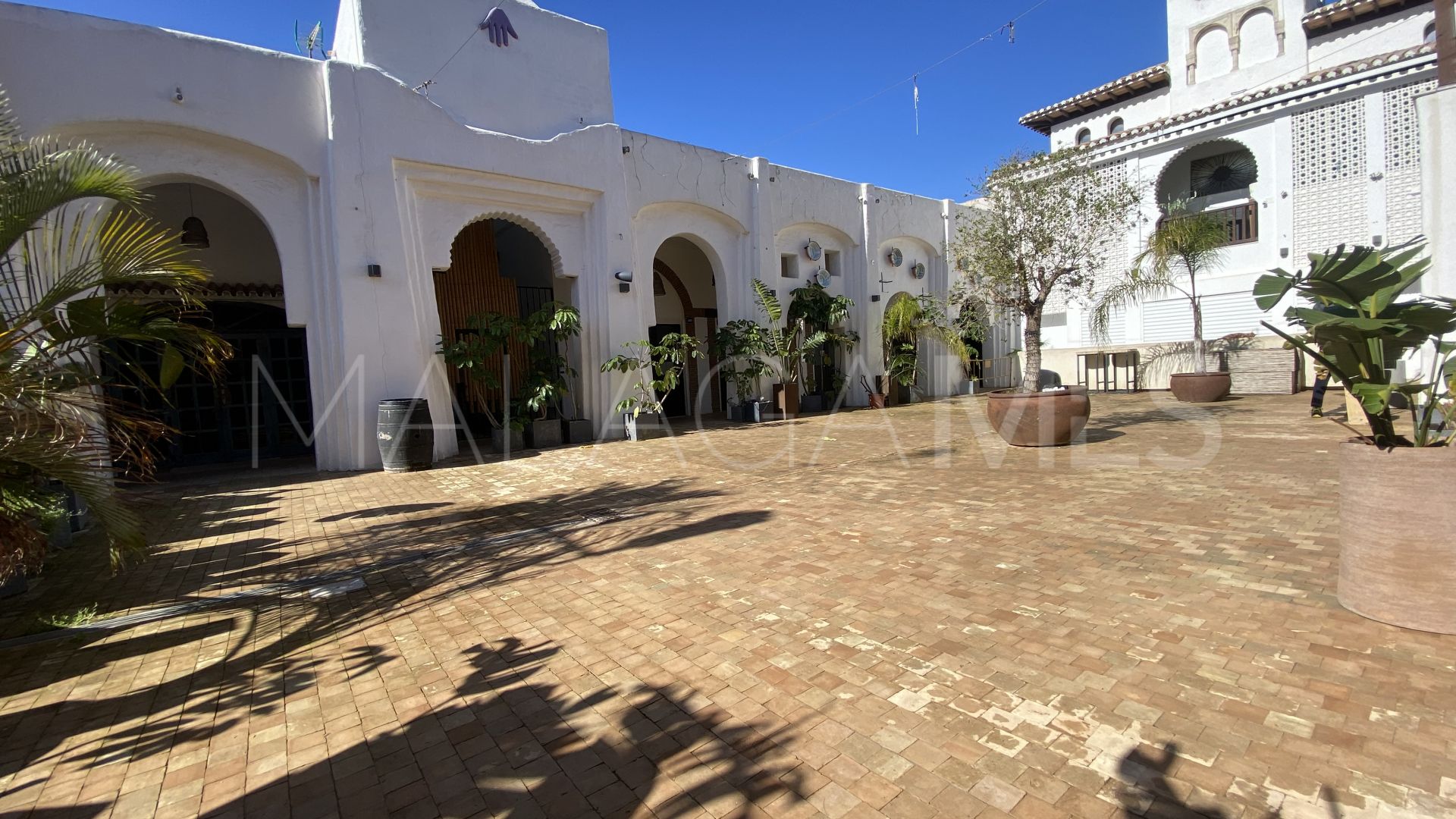 Kommersiella lokaler for sale in Calahonda