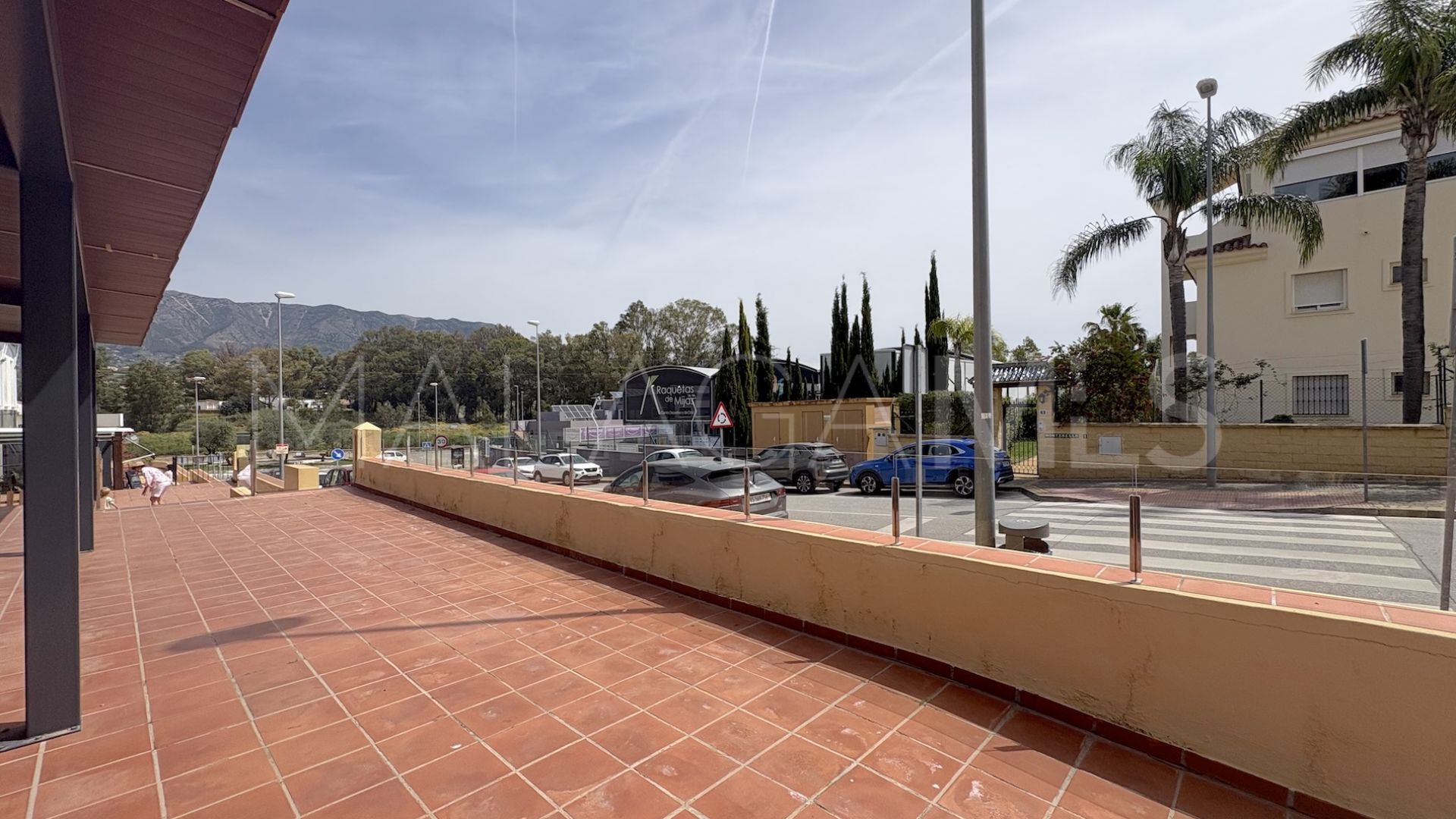 La Cala Hills commercial premises for sale