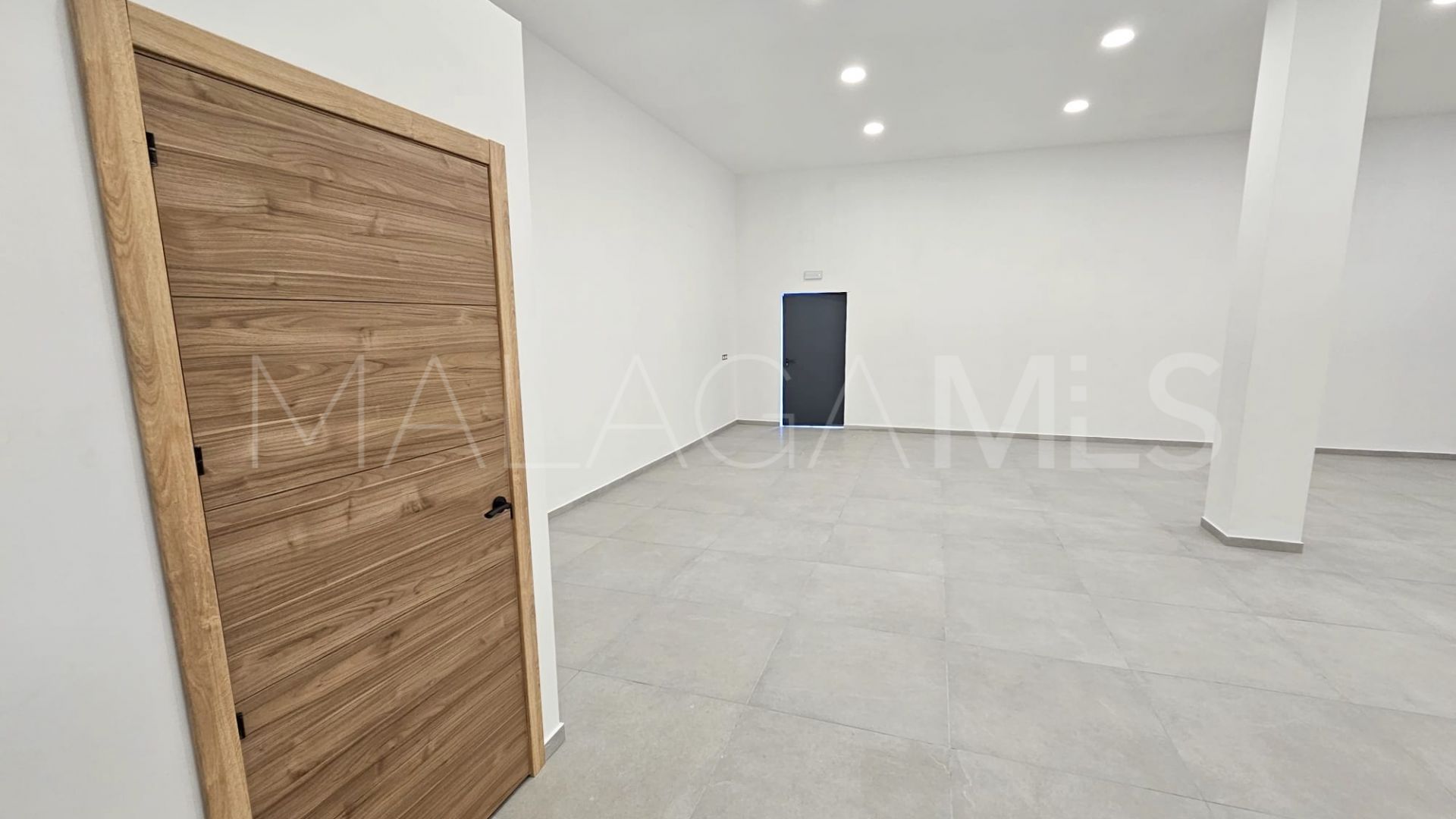 La Cala Hills commercial premises for sale