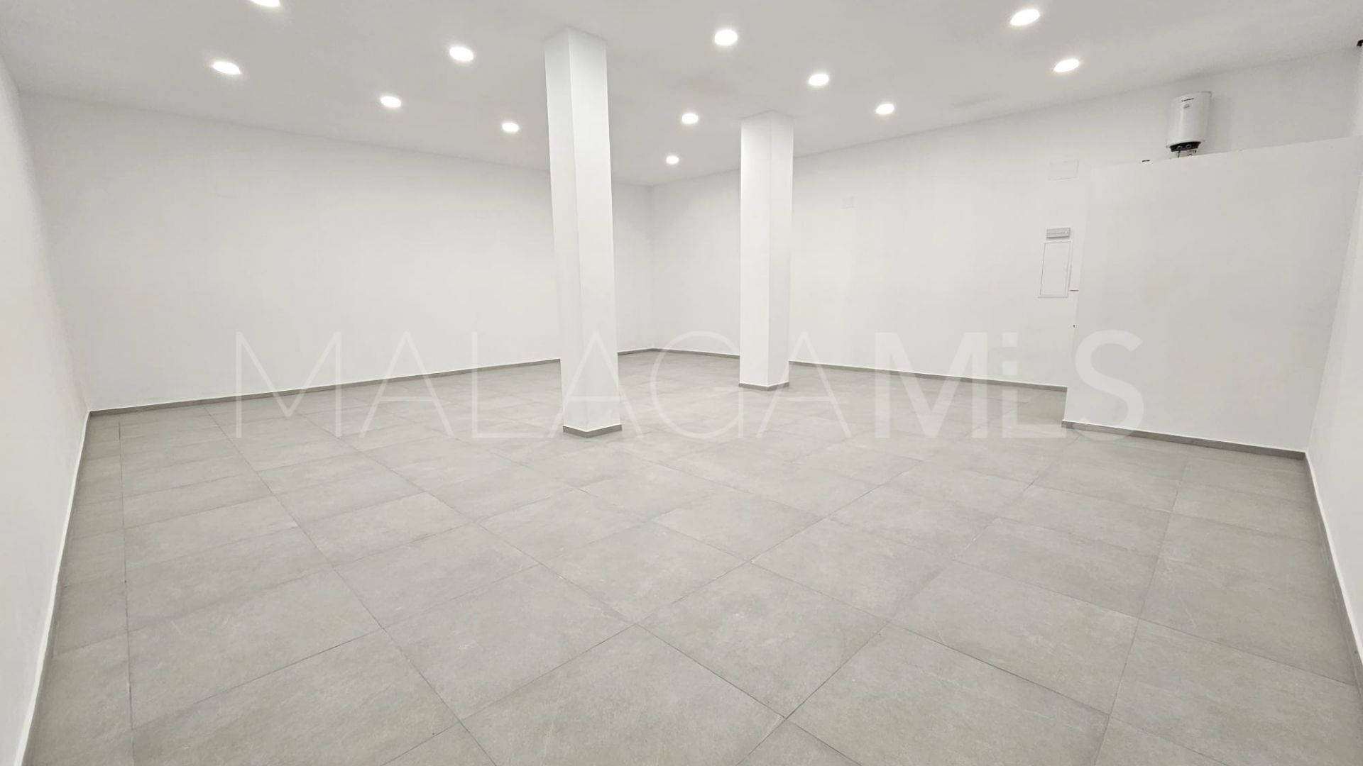 La Cala Hills commercial premises for sale