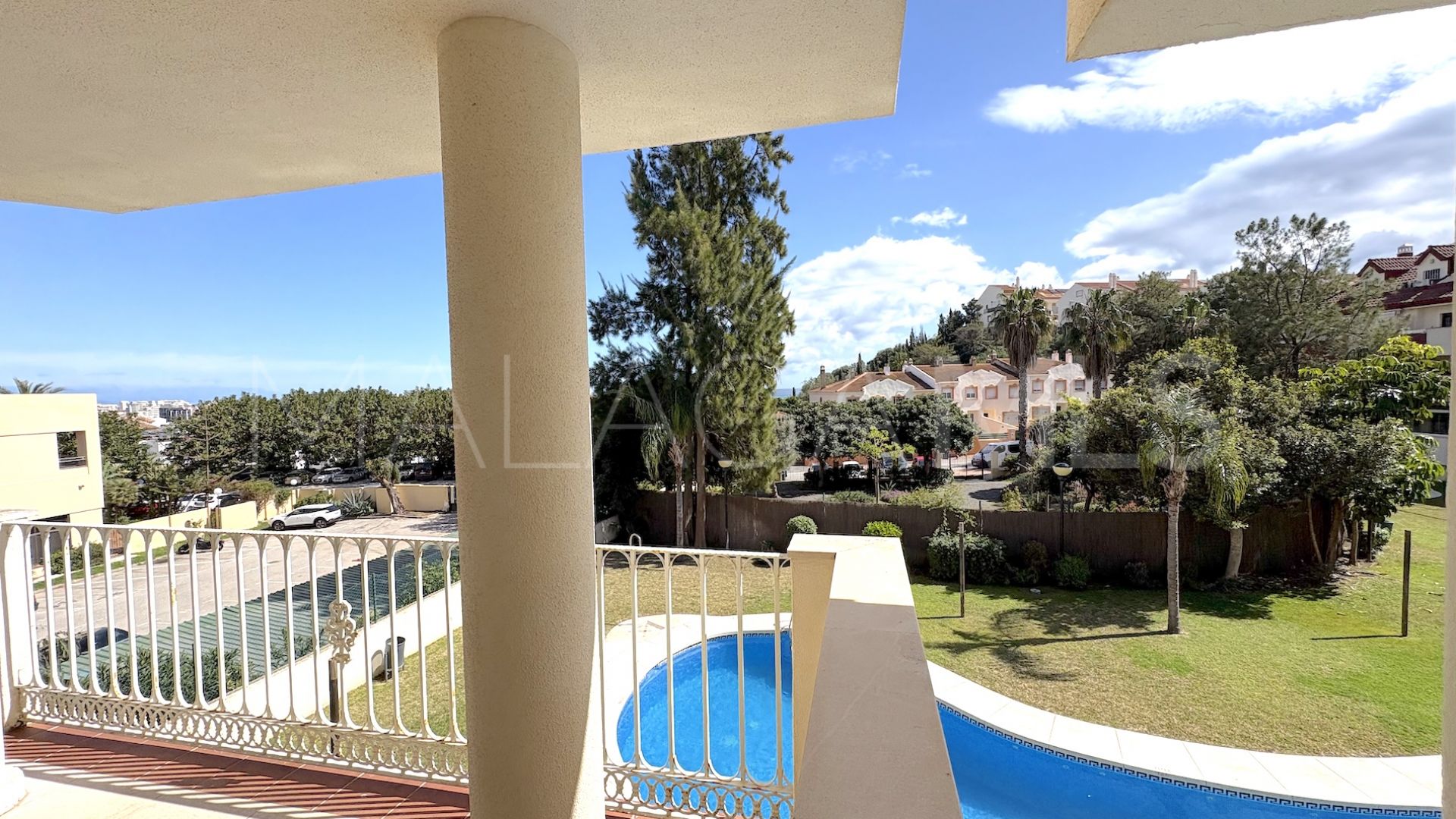 Torrequebrada, apartamento for sale de 2 bedrooms