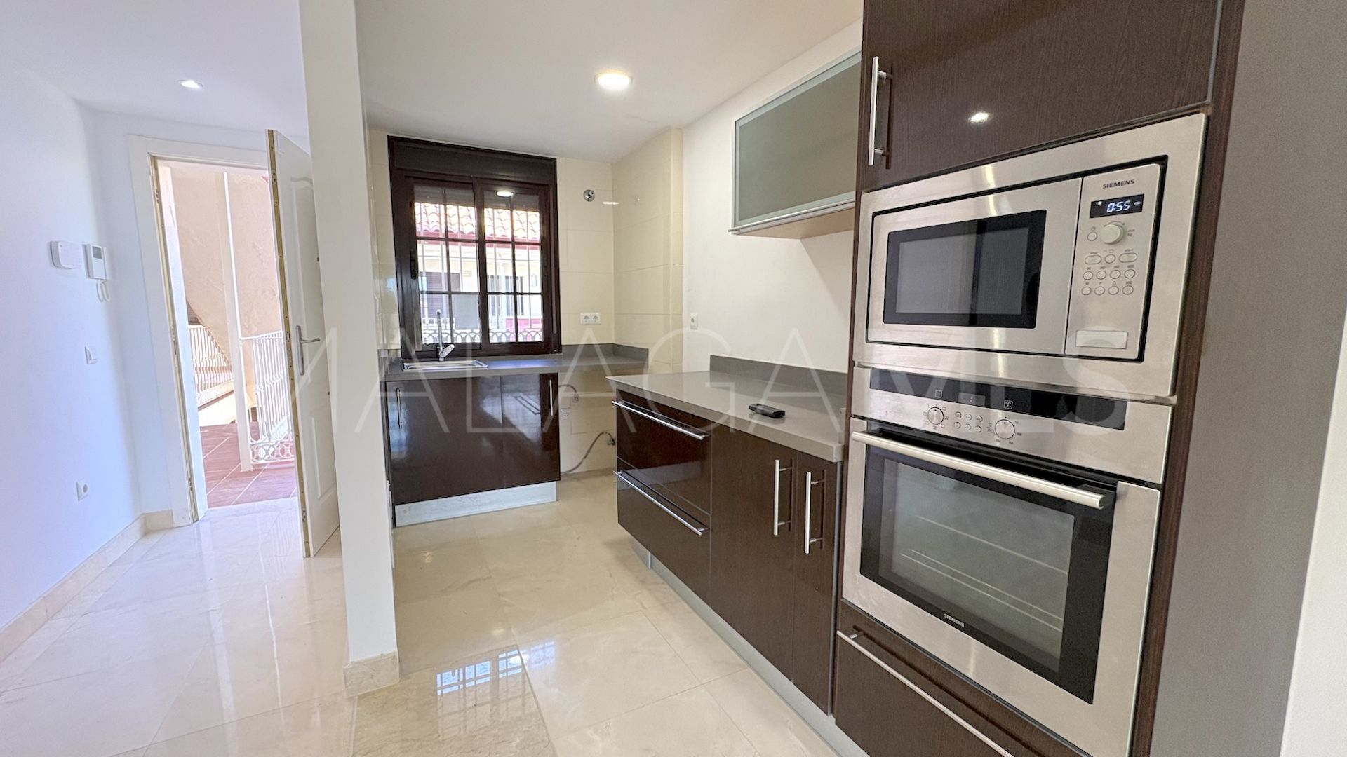 Torrequebrada, apartamento for sale de 2 bedrooms