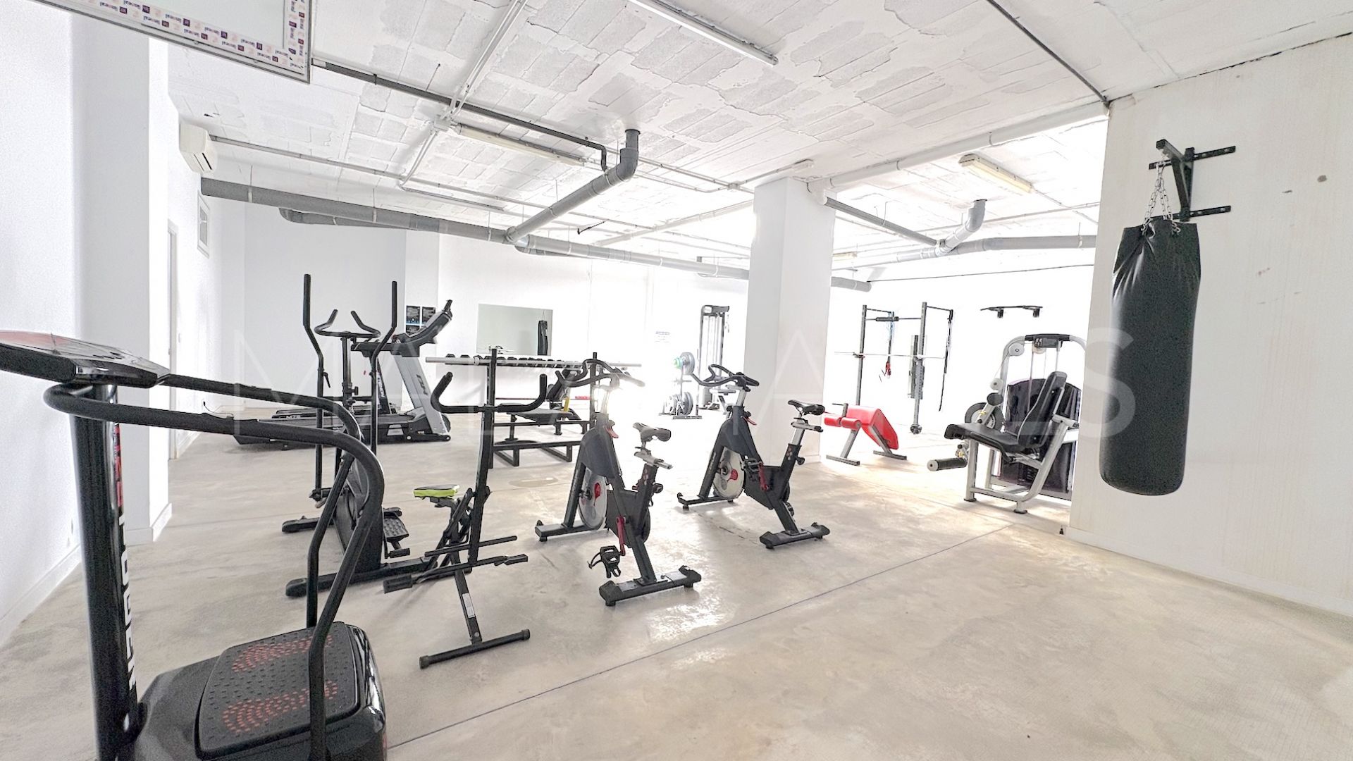 Torrequebrada, apartamento for sale de 2 bedrooms