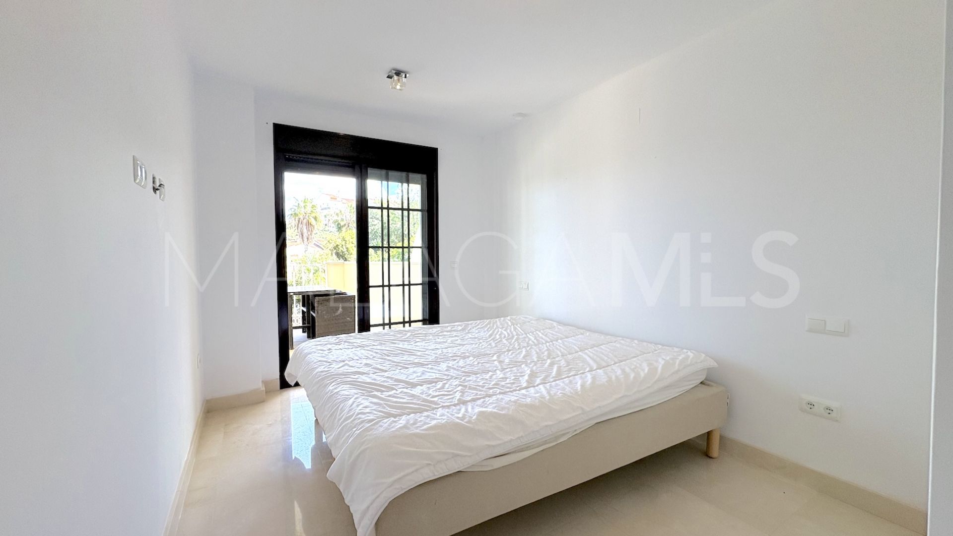 Torrequebrada, apartamento for sale de 2 bedrooms