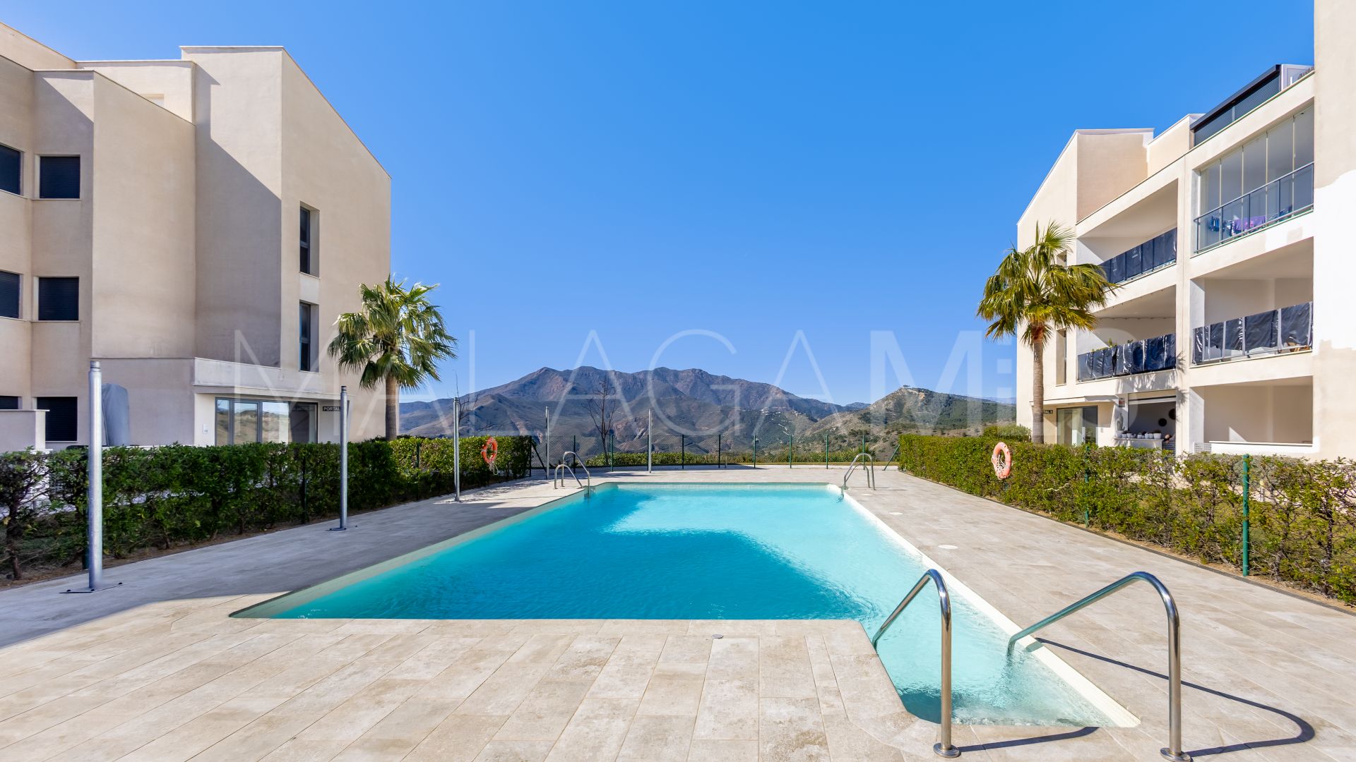 Zweistöckiges penthouse for sale in Alhaurin Golf