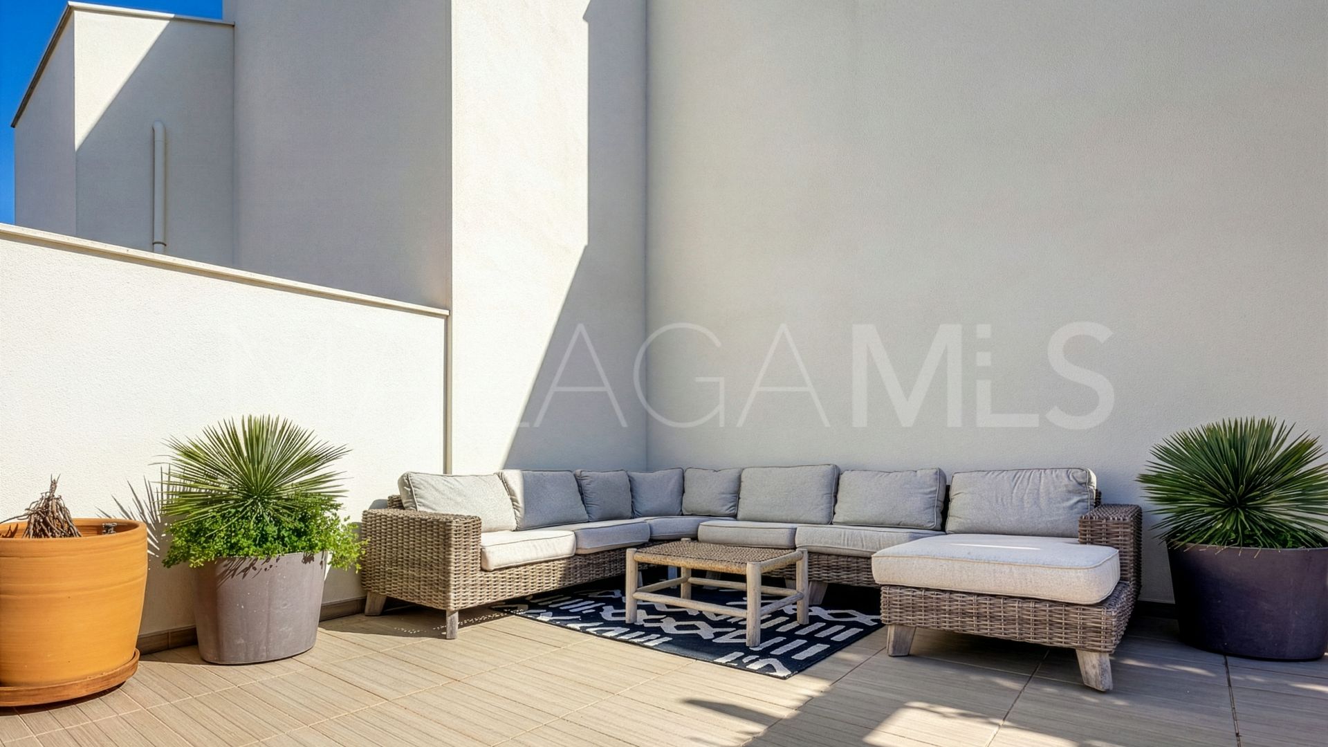 Zweistöckiges penthouse for sale in Alhaurin Golf