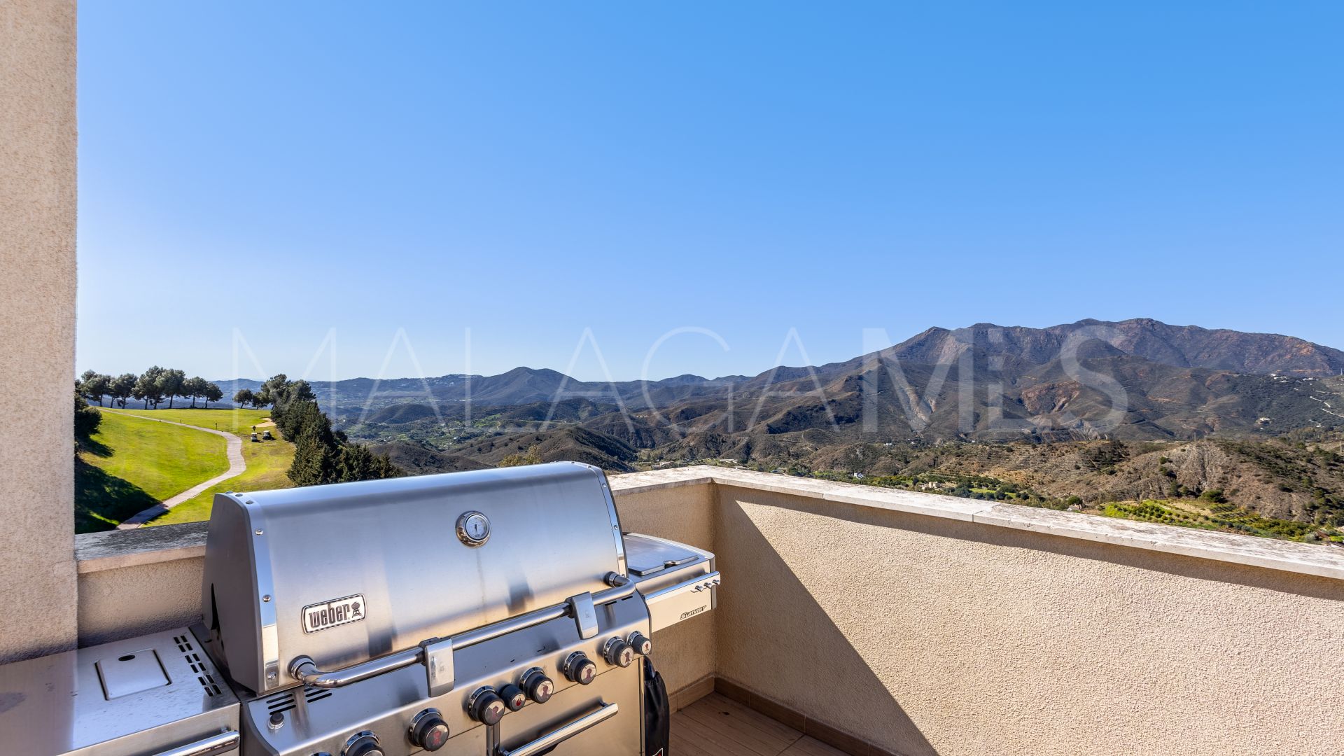 Zweistöckiges penthouse for sale in Alhaurin Golf