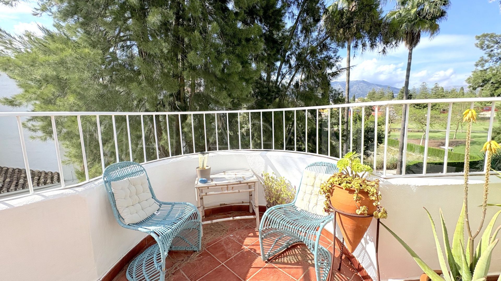 Buy Mijas Golf penthouse