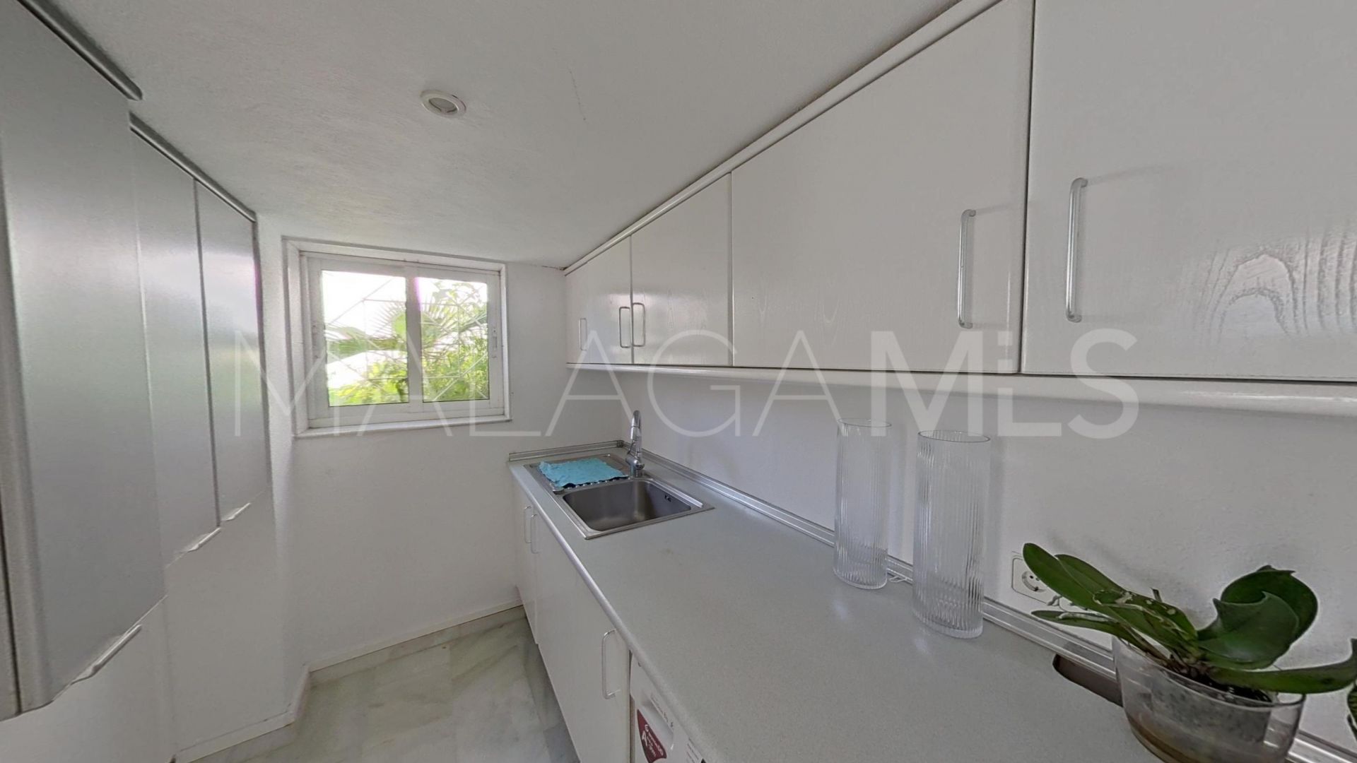 Maison jumelée for sale in Calahonda