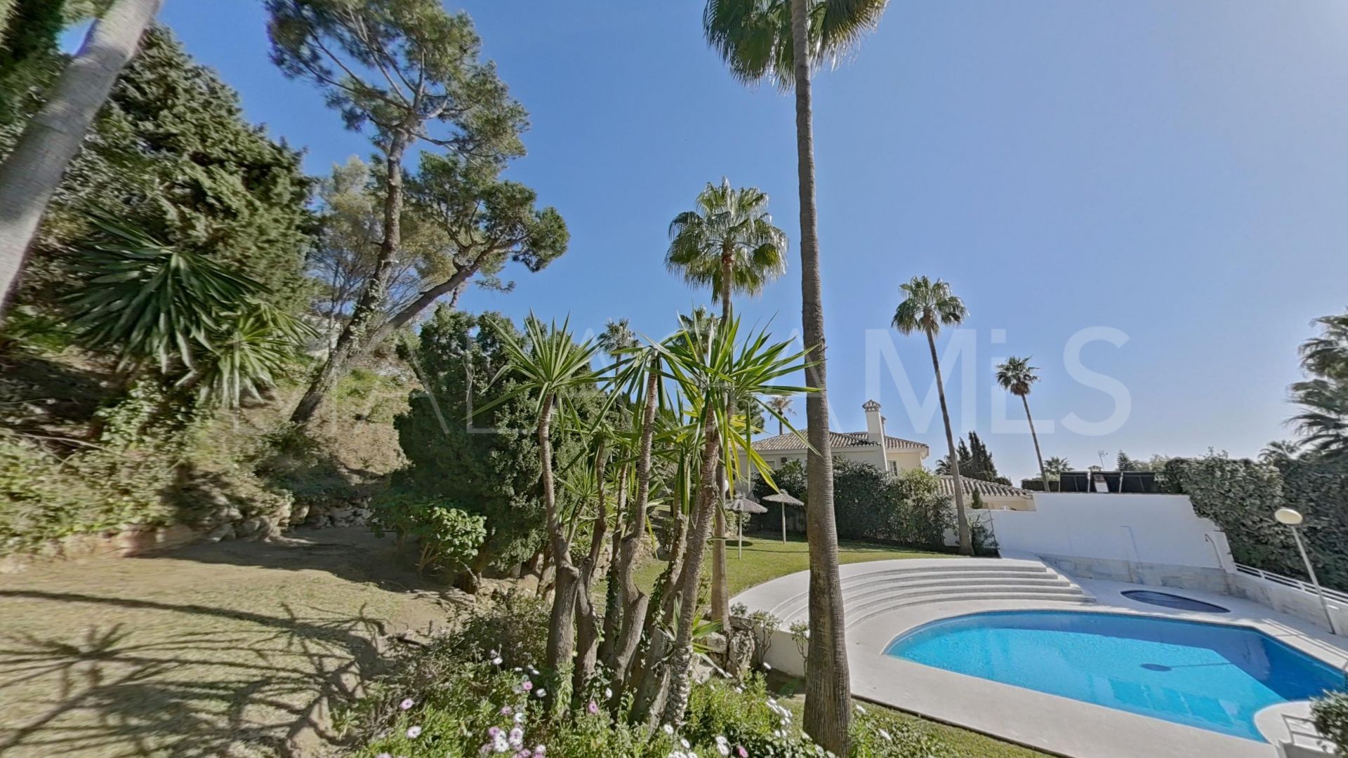 Maison jumelée for sale in Calahonda