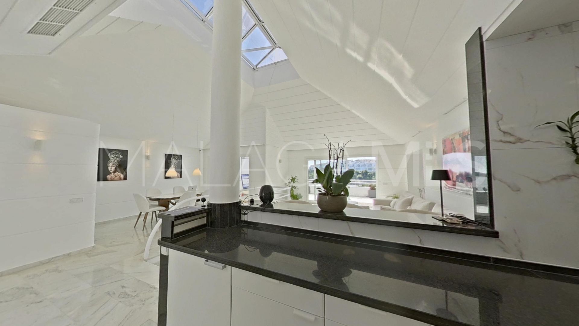 Maison jumelée for sale in Calahonda