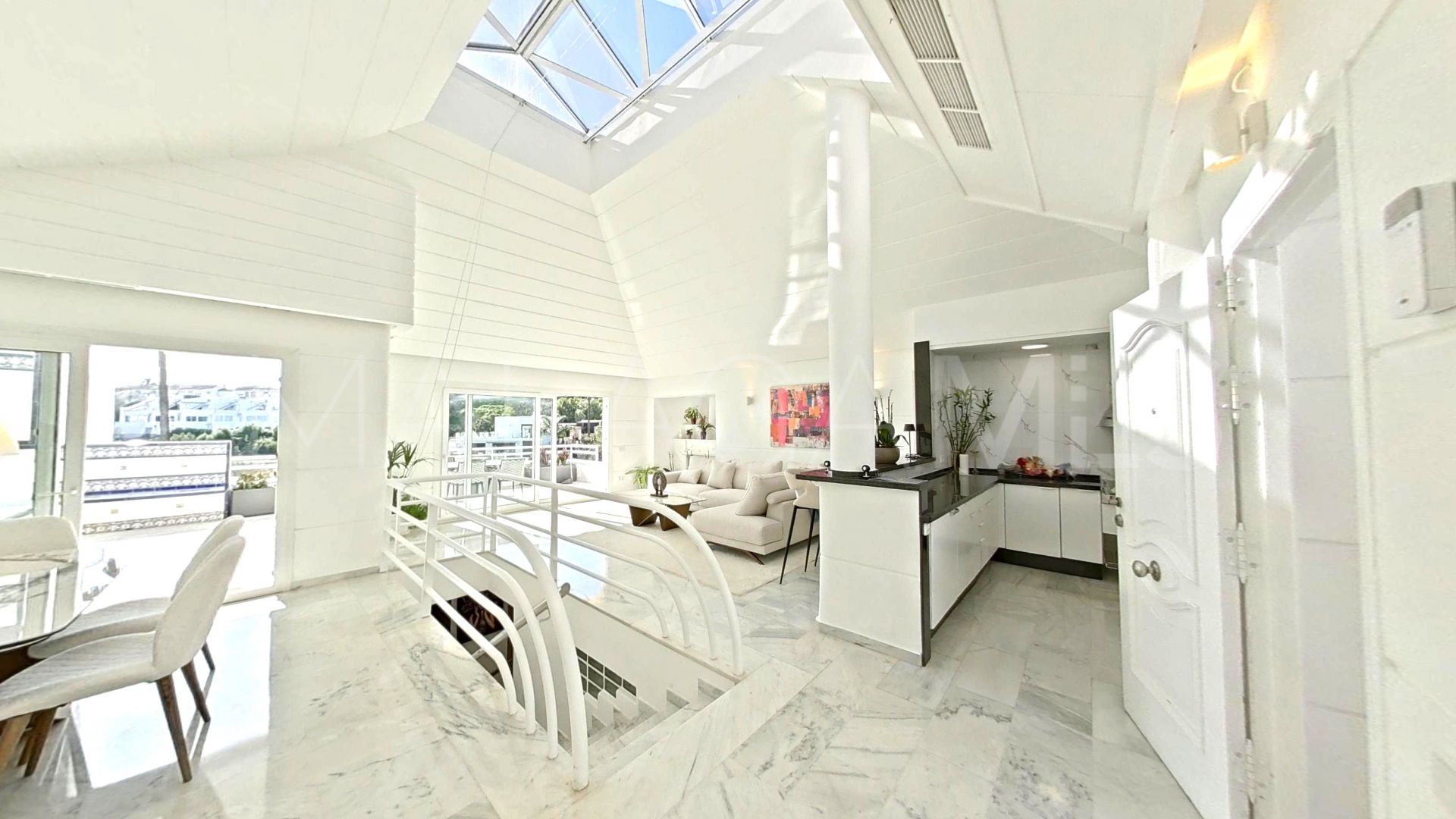 Maison jumelée for sale in Calahonda