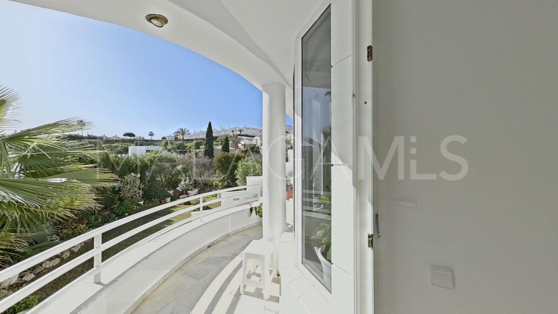 Maison jumelée for sale in Calahonda