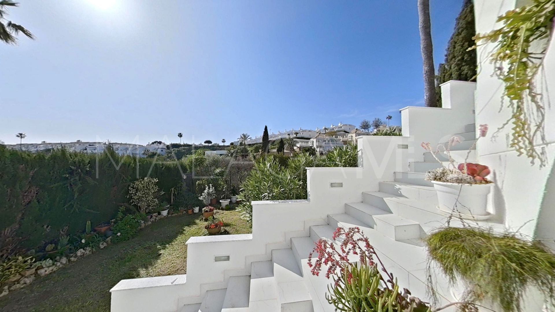 Maison jumelée for sale in Calahonda