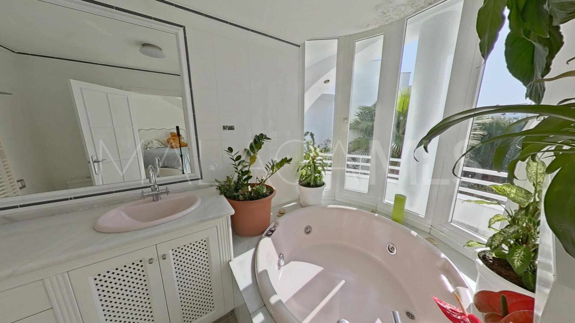 Maison jumelée for sale in Calahonda