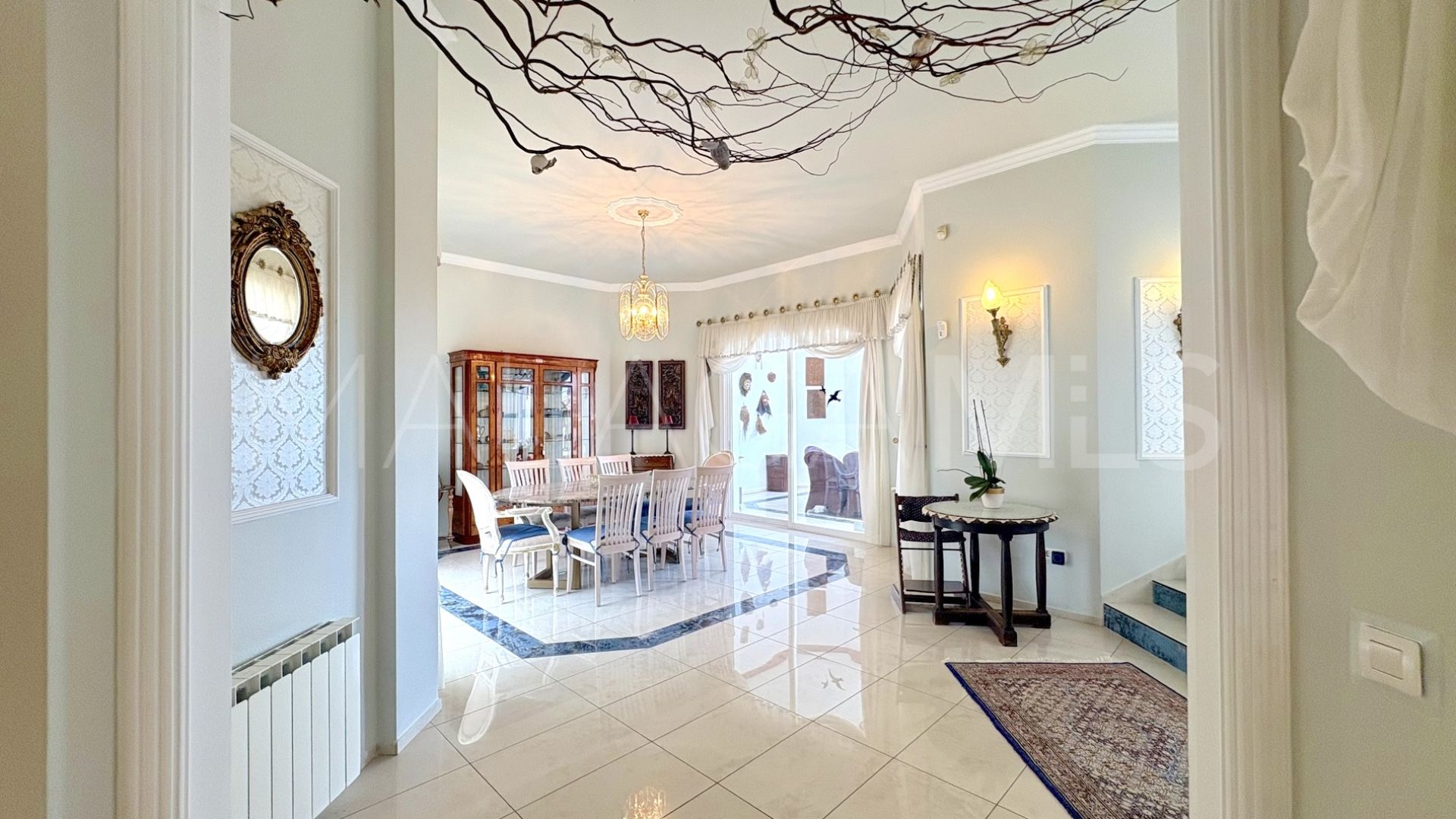 Hus i byn for sale in Hacienda las Chapas