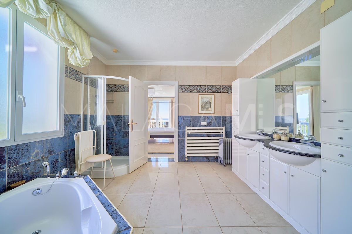 Maison for sale in Marbella