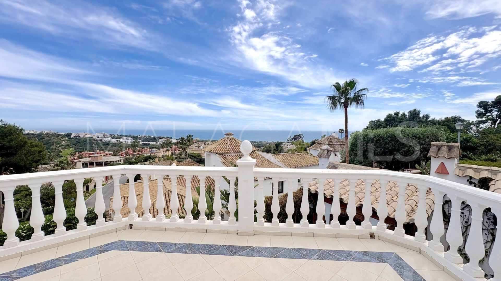Hus i byn for sale in Hacienda las Chapas