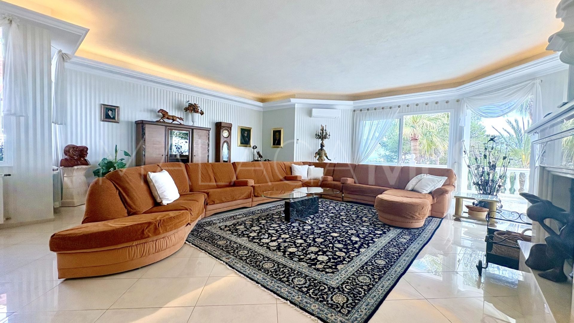 Hus i byn for sale in Hacienda las Chapas
