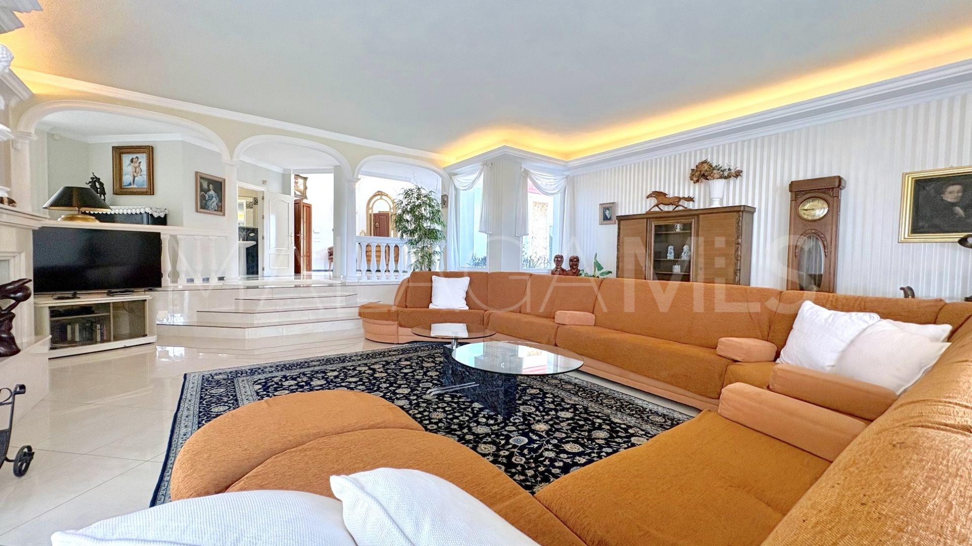Hus i byn for sale in Hacienda las Chapas
