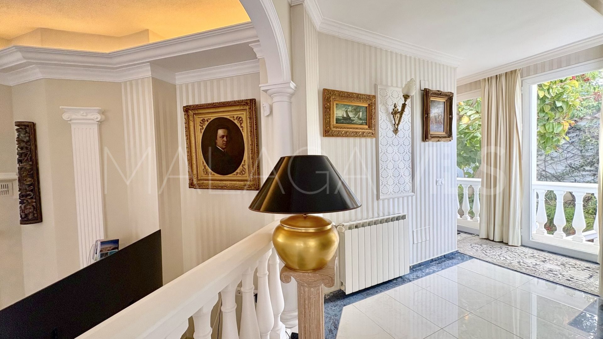 Hus i byn for sale in Hacienda las Chapas