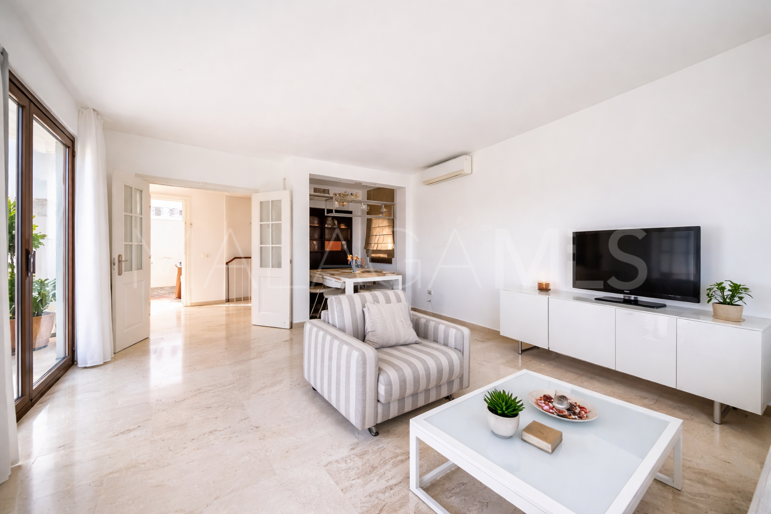 Villa for sale in Cerrado del Aguila