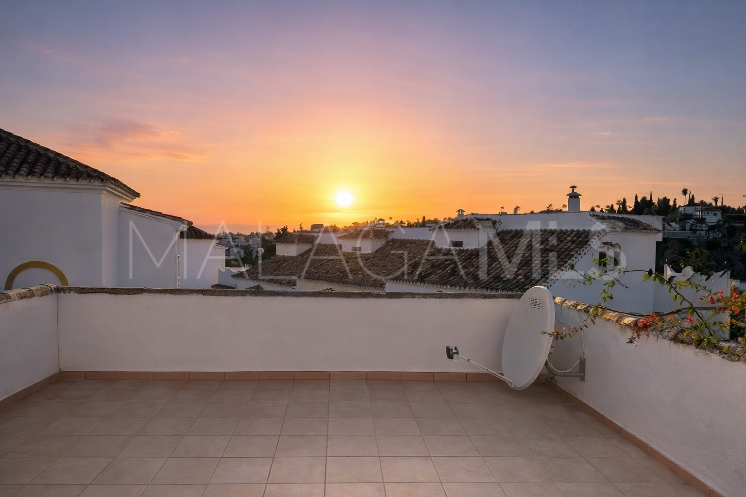 For sale Calahonda house with 3 bedrooms