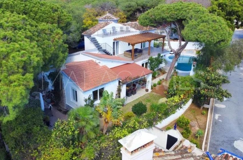 Marbesa 4 bedrooms villa for sale