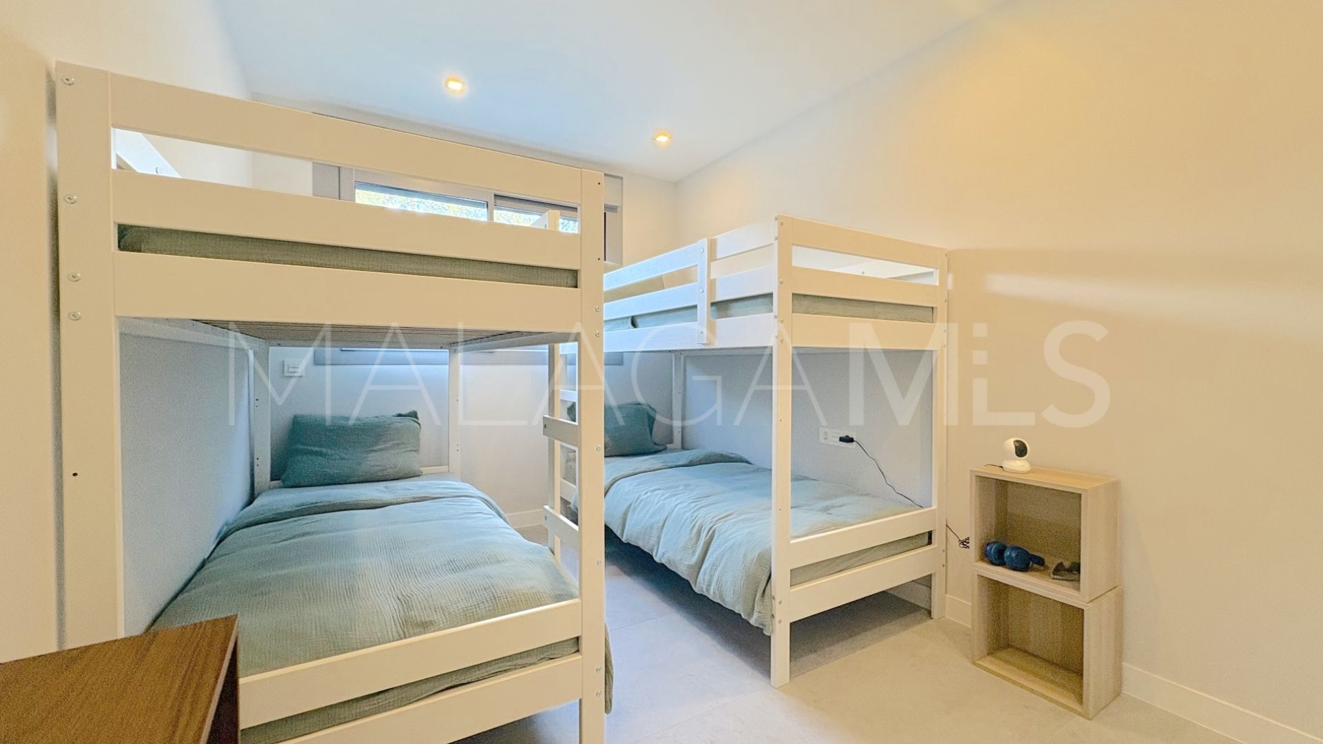 For sale ground floor apartment in El Chaparral