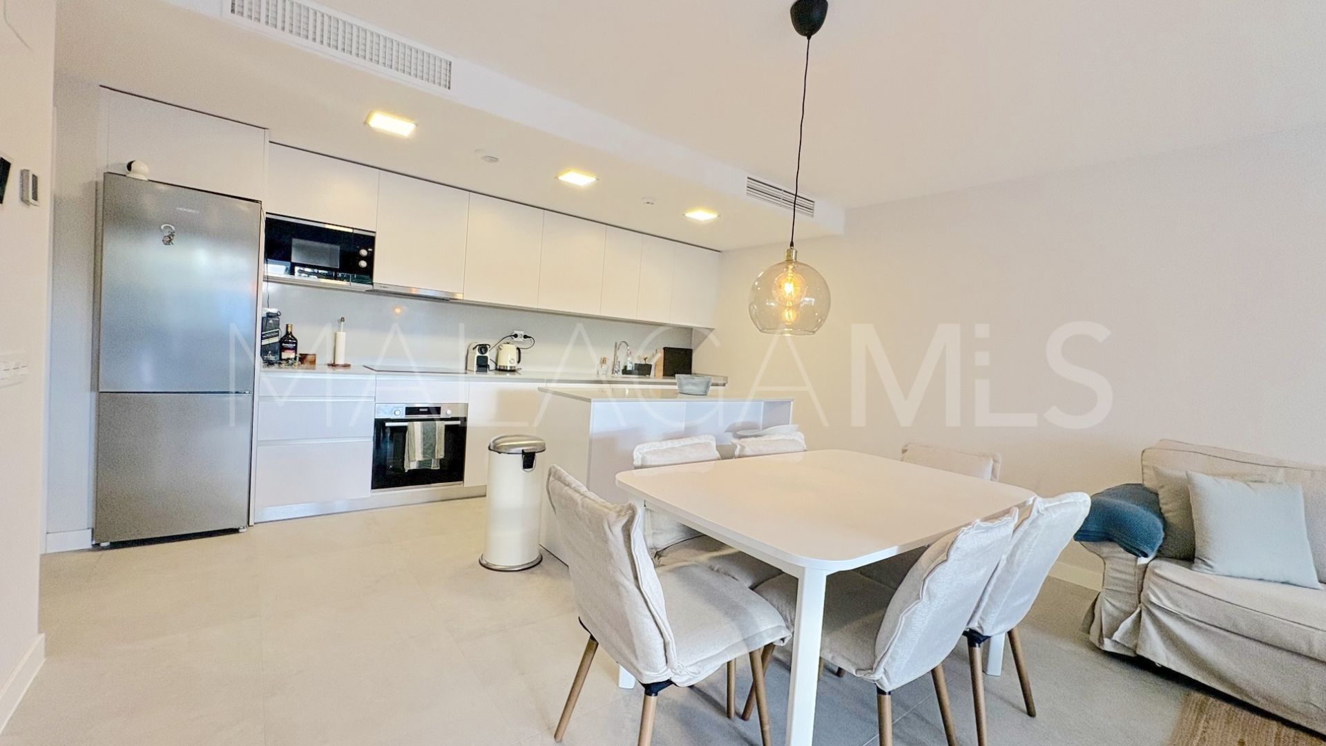 For sale ground floor apartment in El Chaparral