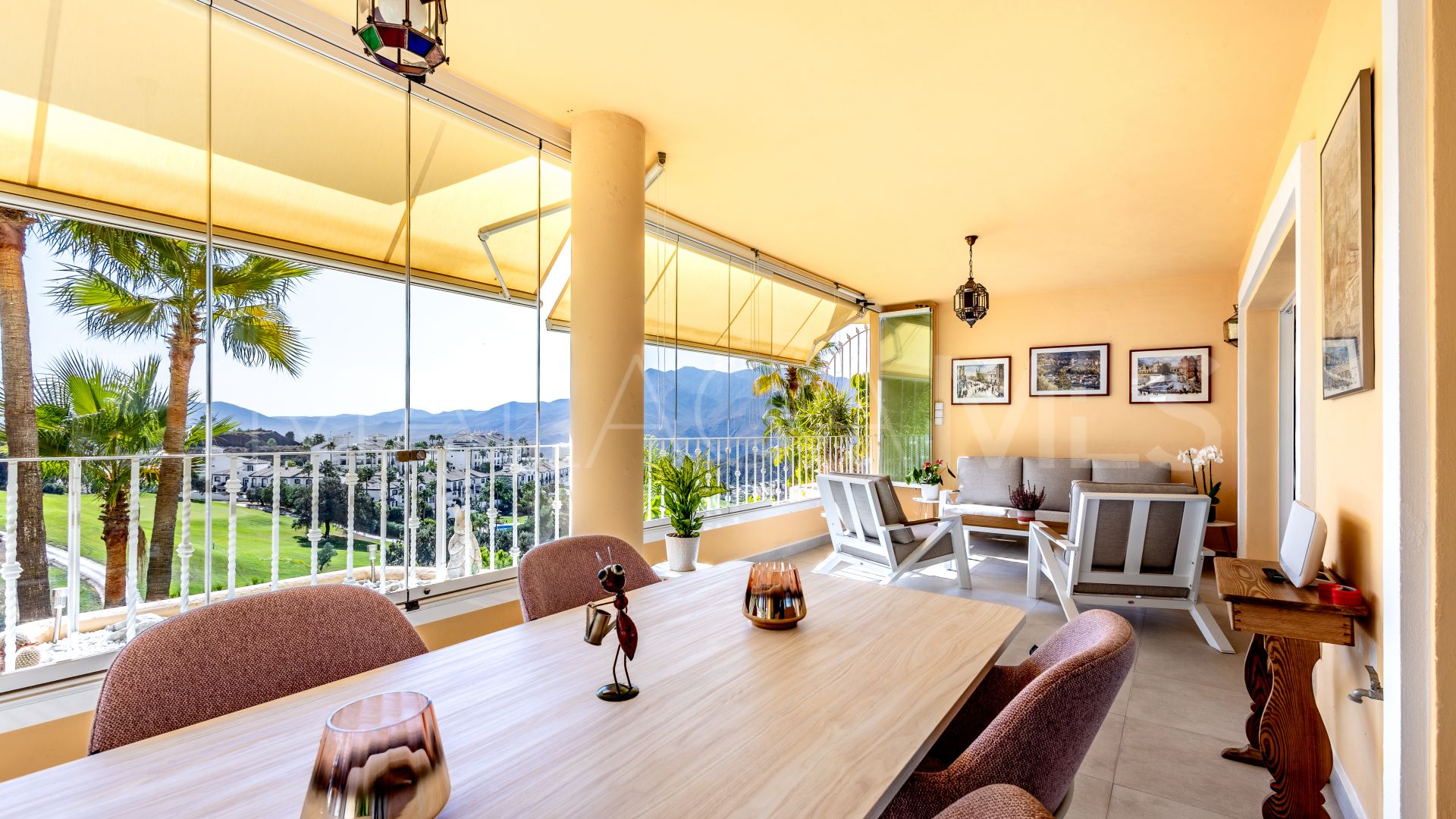 For sale apartment in Alhaurin Golf with 3 bedrooms