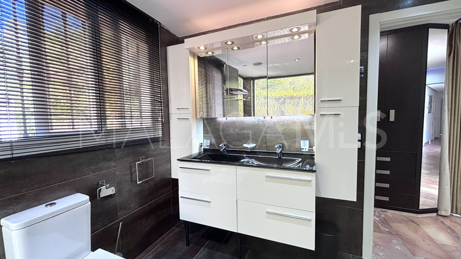 For sale house in Artola