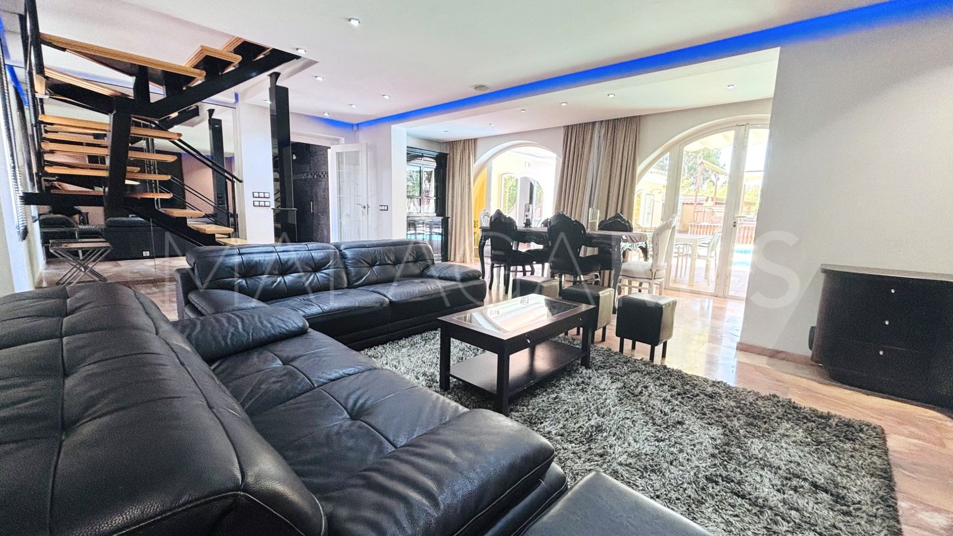 For sale house in Artola