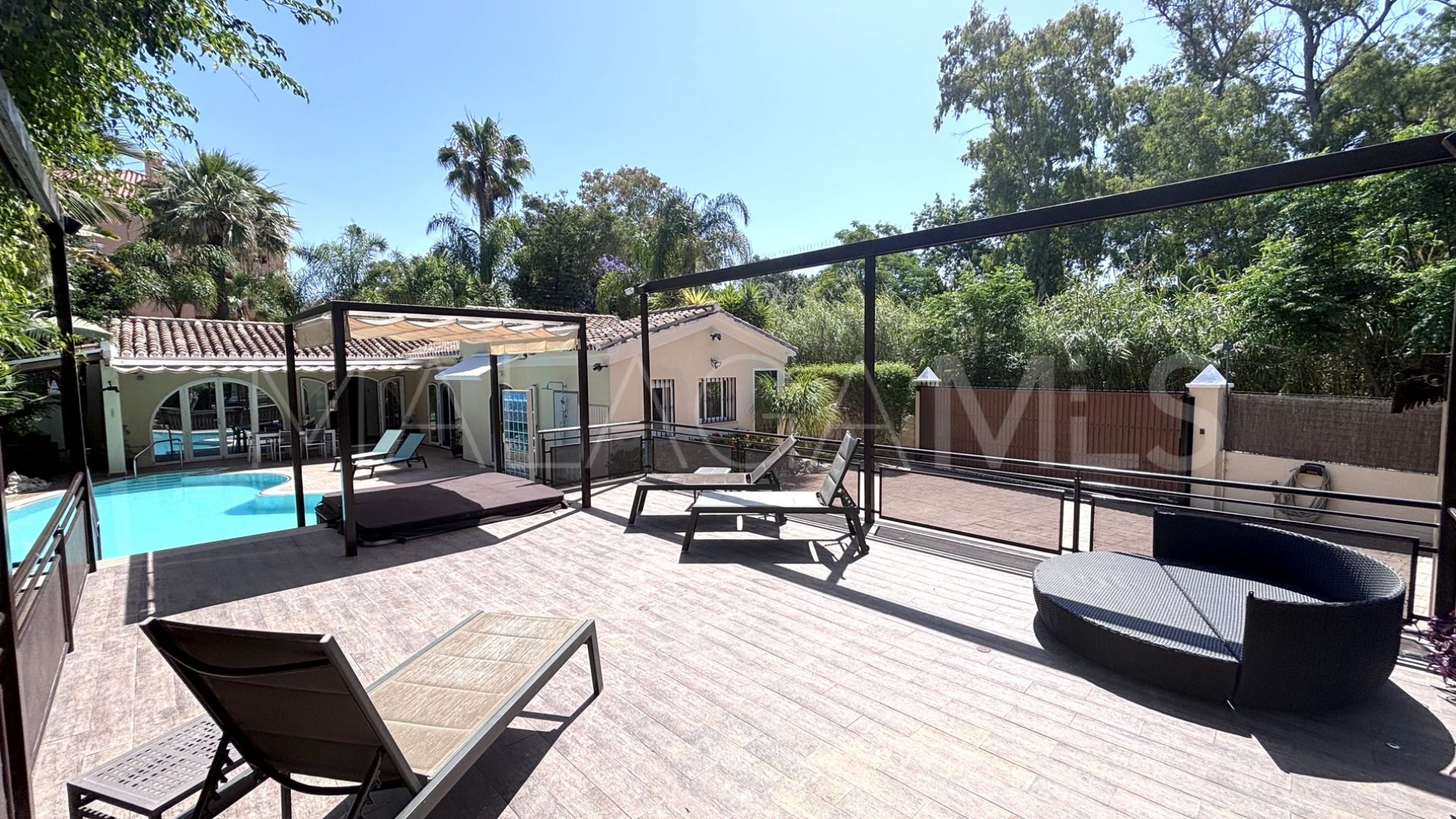 For sale house in Artola