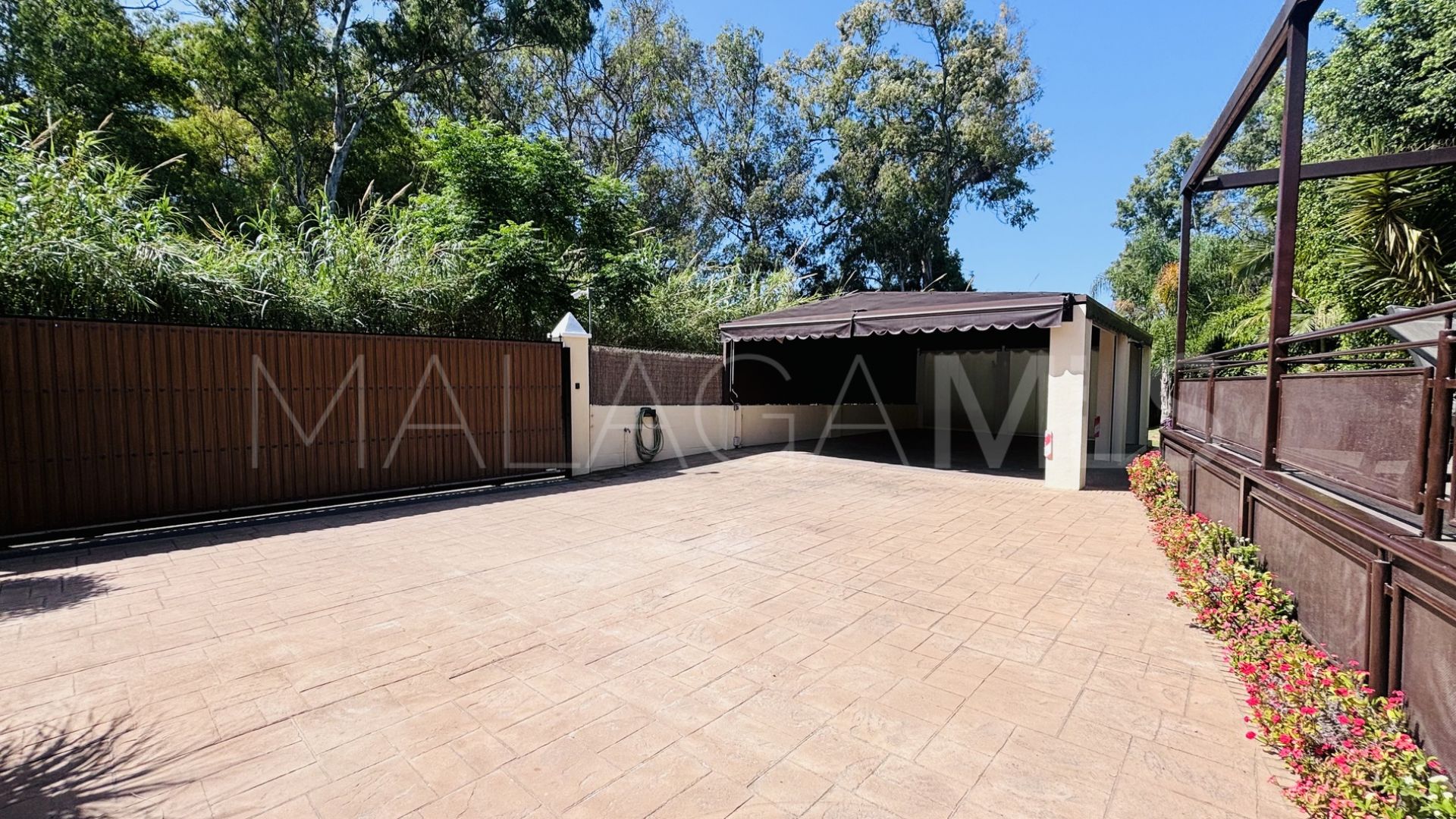 For sale house in Artola