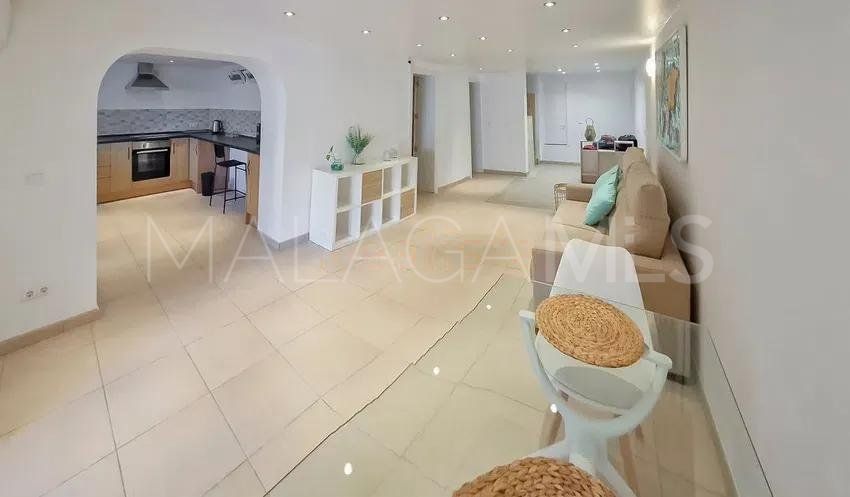 For sale 4 bedrooms house in El Faro de Calaburras