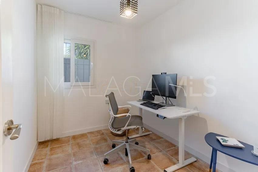 For sale 4 bedrooms house in El Faro de Calaburras