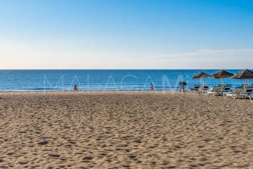 For sale 4 bedrooms house in El Faro de Calaburras