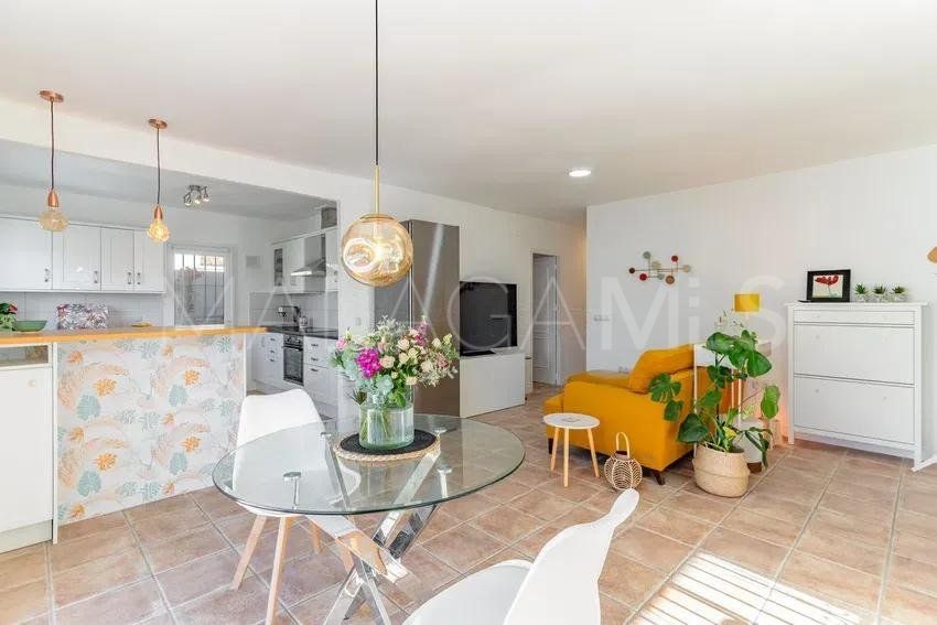 For sale 4 bedrooms house in El Faro de Calaburras