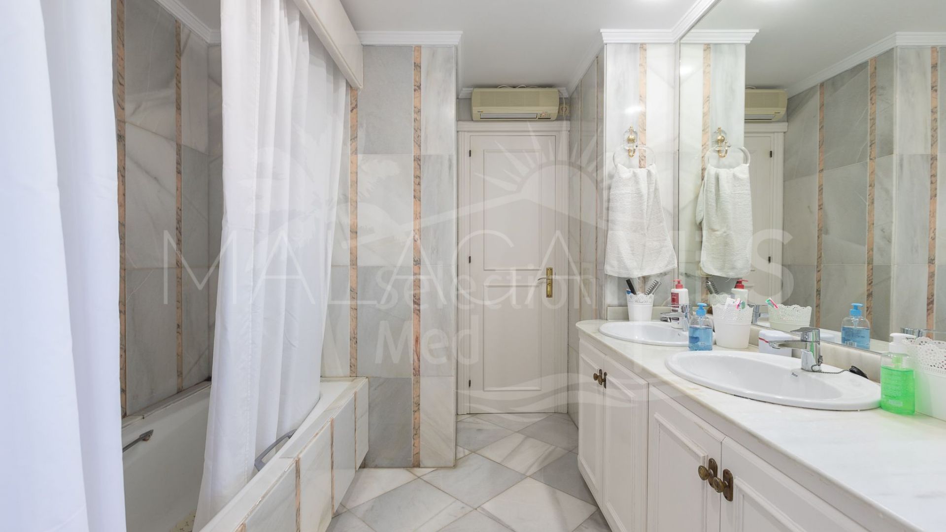 Villa for sale in Seghers