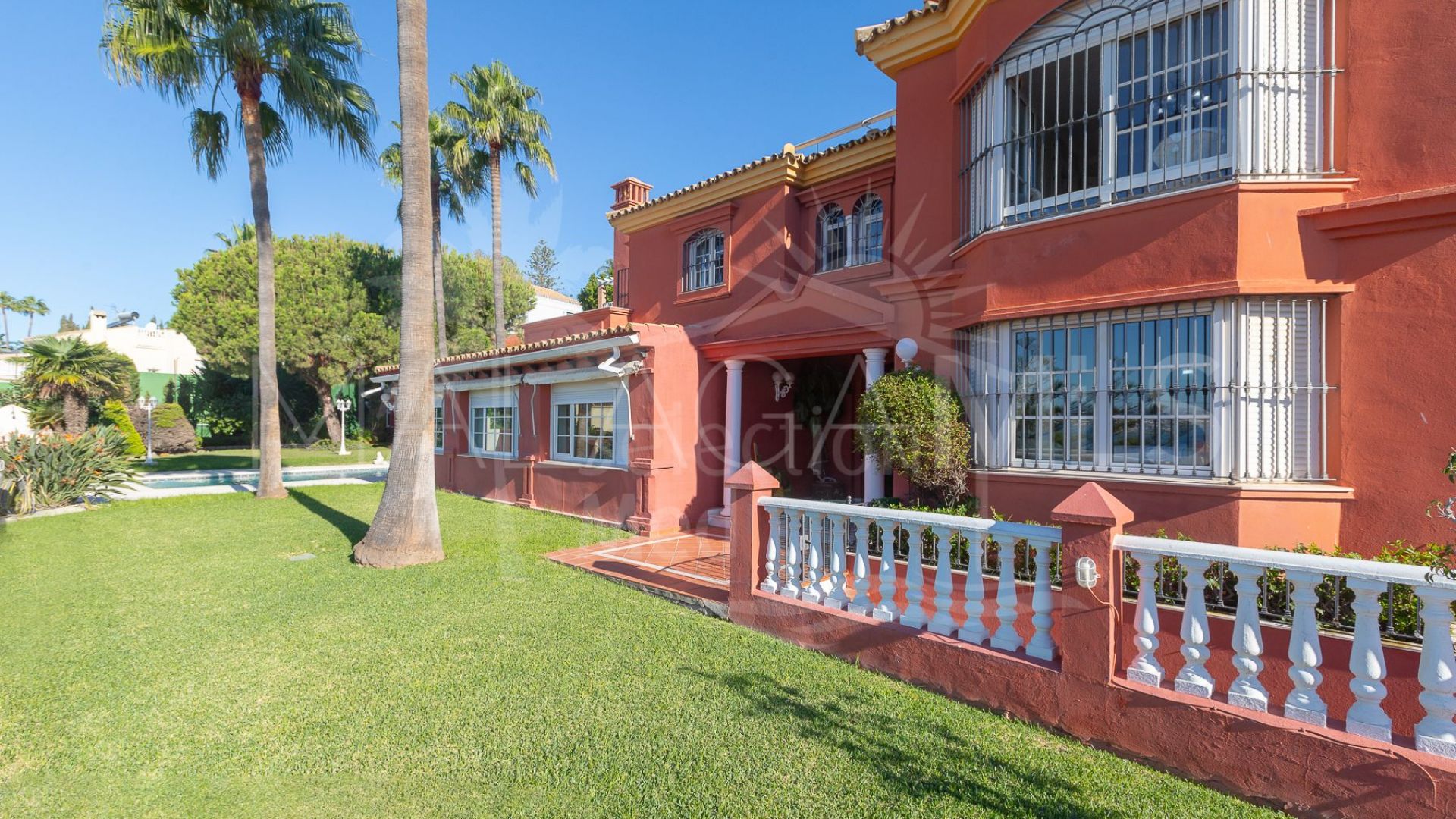 Villa for sale in Seghers